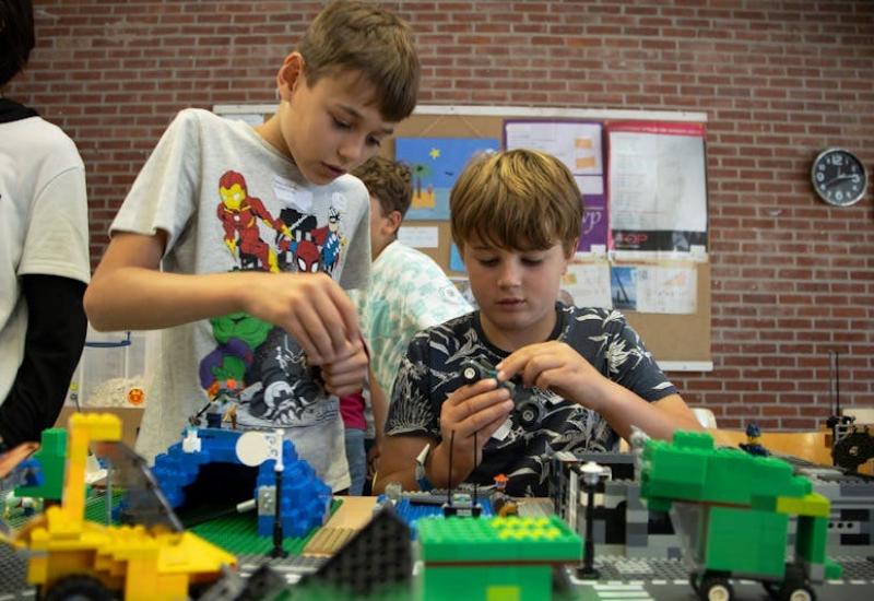 De wereld in Lego © Skillz vzw