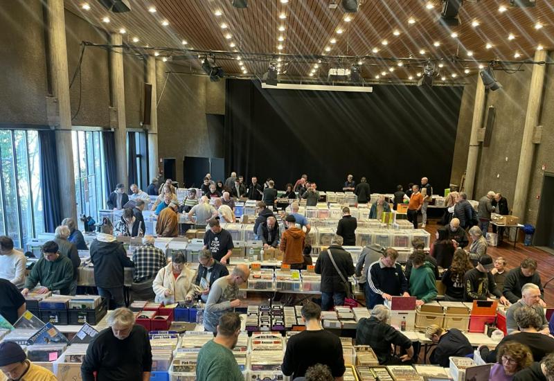 Vinyl platenbeurs - MyGeneration © onbekend Vinyl platenbeurs - MyGeneration © onbekend