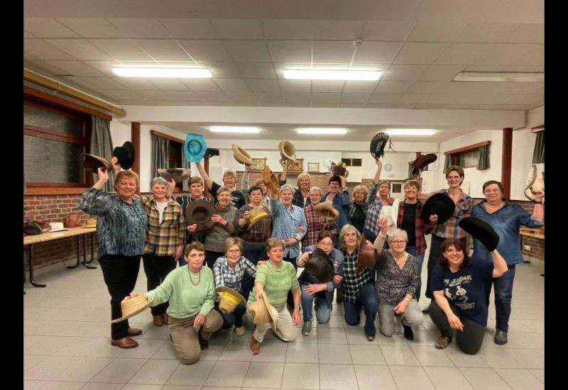 Line Dance - Country © Hamelrijckx Gisèle