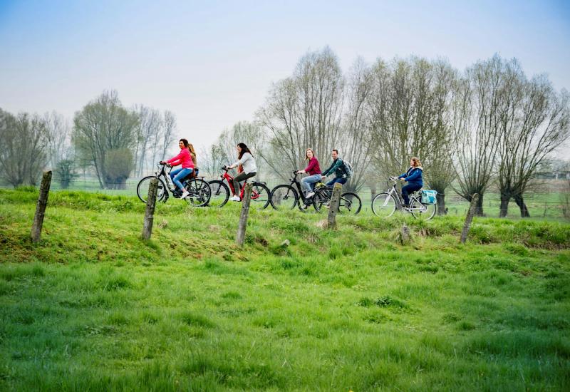 Fietsen, proeven en beleven: Lambiek-Bruegelroute © Lander Loeckx