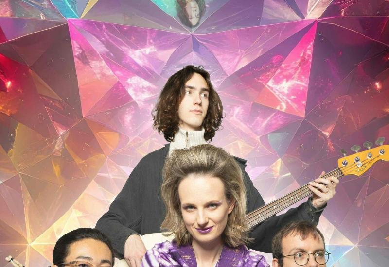 Kaleidophoniꓘ - EVELYN © onbekend Kaleidophoniꓘ - EVELYN © onbekend