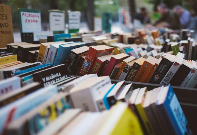 Boekenverkoop © Freddie Marriage