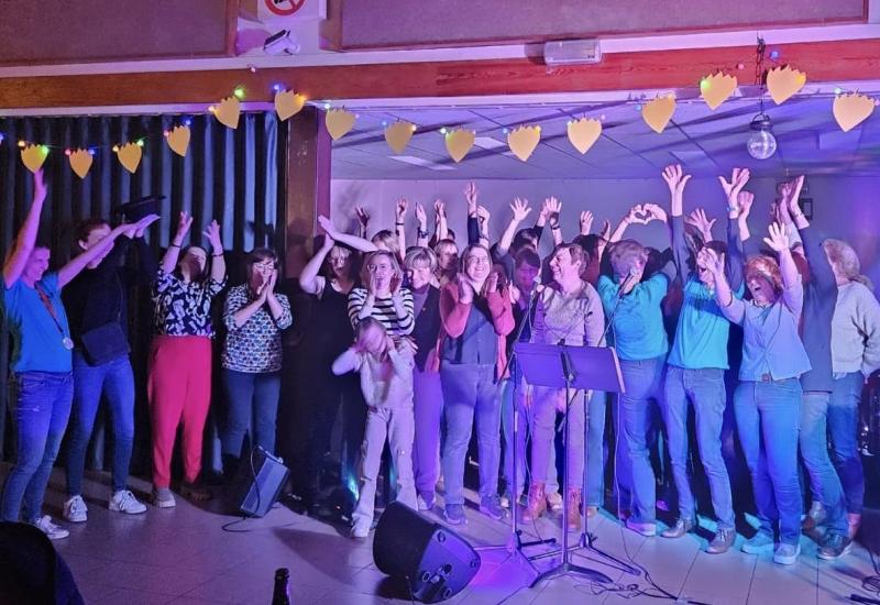 SingKaraoke2Help met liveband ten voordele van de Warmste Week © sing2help