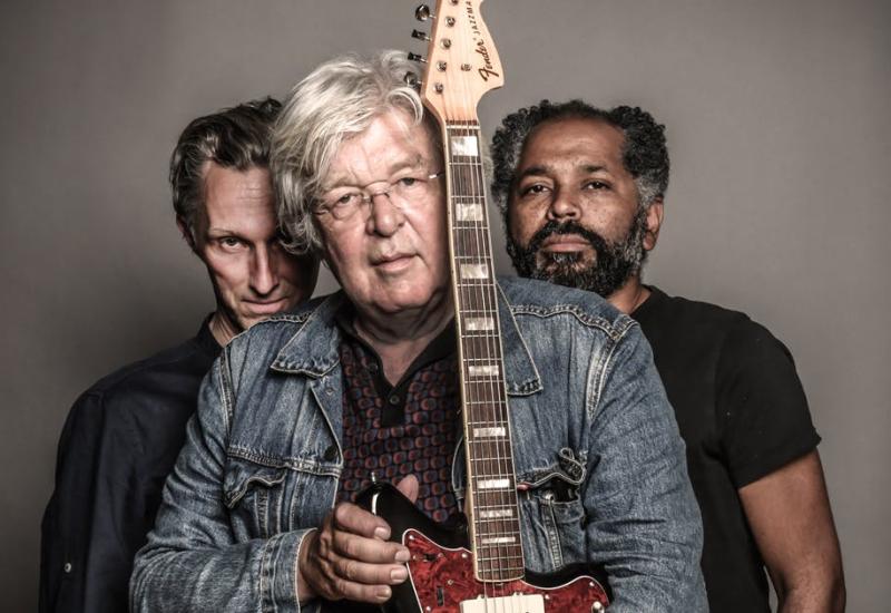 Hugo Matthysen, Ronny Mosuse & Aram Van Ballaert | BIMDEK © Matthysen, Mosuse en Van Ballaert