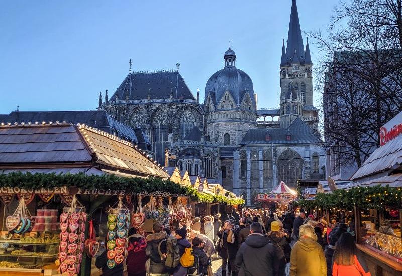 KERSTMARKT in AKEN DAGUITSTAP met Okra Groot Bijgaarden © jg KERSTMARKT in AKEN DAGUITSTAP met Okra Groot Bijgaarden © jg