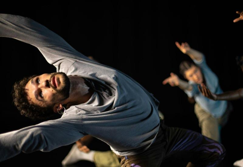 Reflections [on monsters] - Dunia Dance Theatre © Antoine Panier