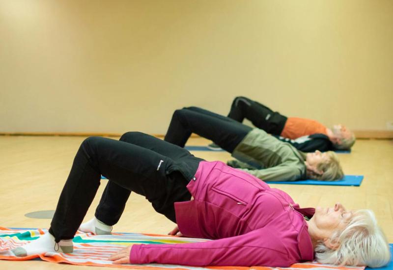 Gezond actief: voorkom vallen. Beweegsessie met gezonde lunch © CM